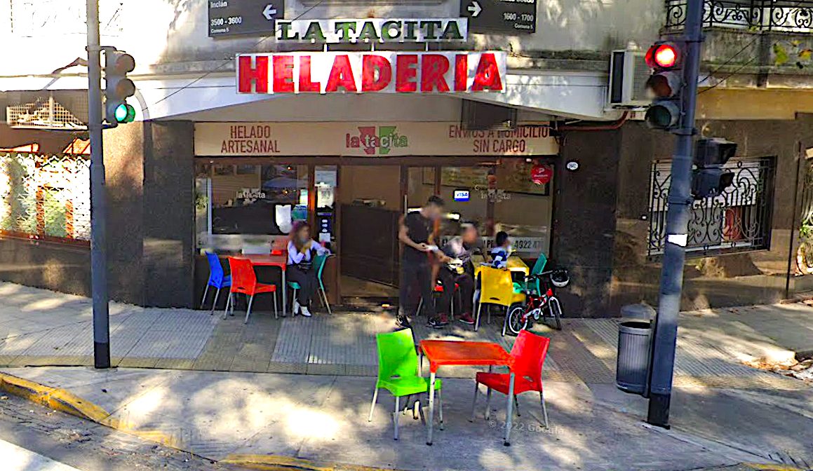 Fachada de la Heladería